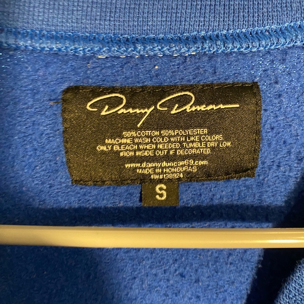 Virginity Rocks Crew Neck - Picture 2 of 3